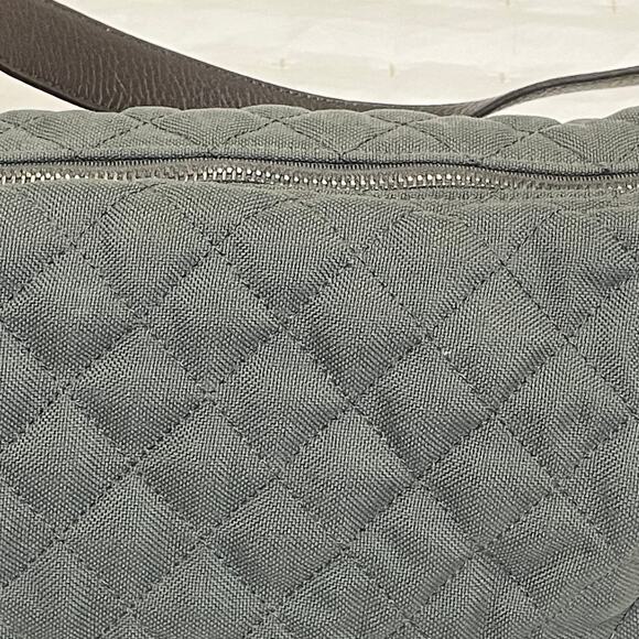 Talbots Army Green Quilted Nylon Canvas Shoulder Bag with Leather Trim Purse - Picture 3 of 10